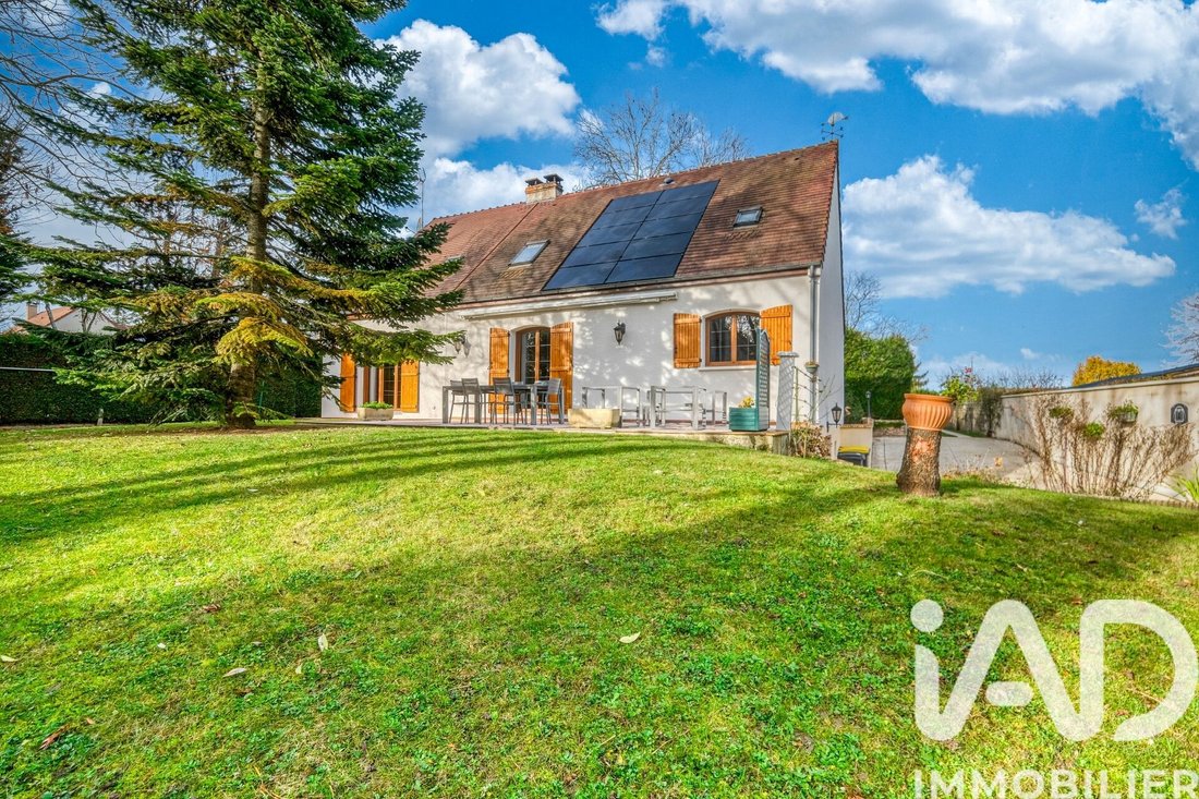 House in Annet-sur-Marne, Ile-de-France, France 2 - 16657355