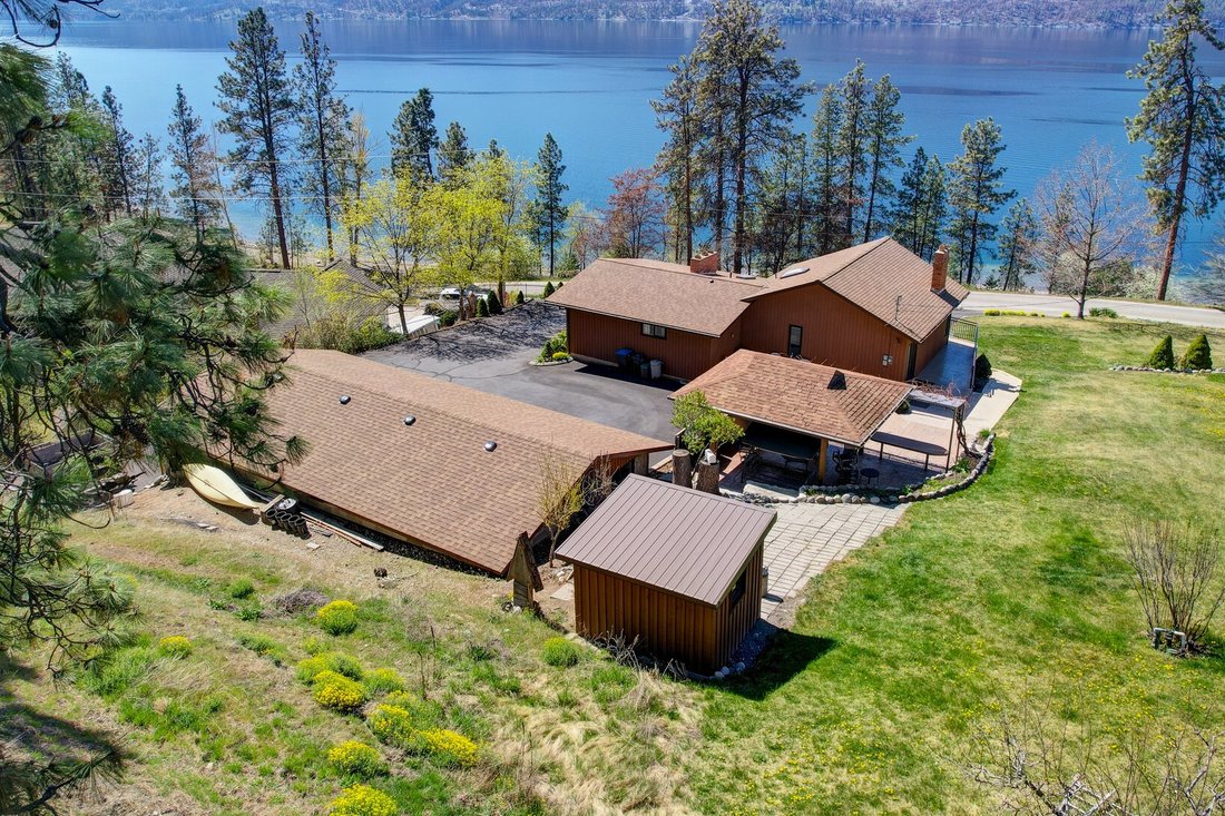 House in Lake Country, British Columbia, Canada 2 - 16658779