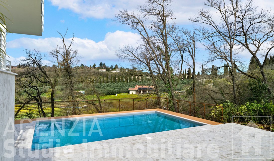 Apartment in Padenghe sul Garda, Lombardy, Italy 3 - 16657616