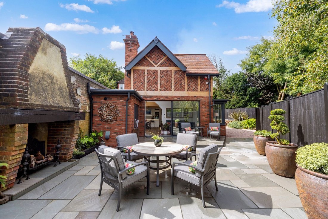 House in Preston Park, Hove, England 1 - 16658098