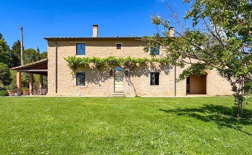 Villa in Riparbella, Tuscany, Italy 1