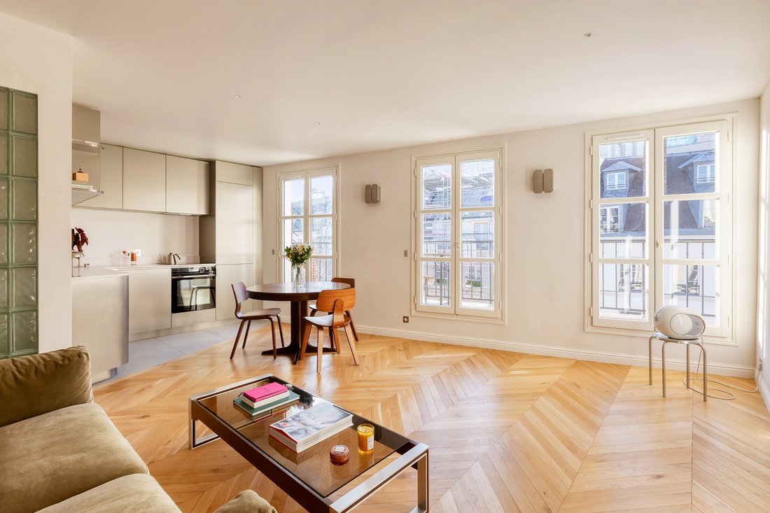 Apartment in Saint Gervais, Paris 4e Arrondissement, Paris 2 - 16659403