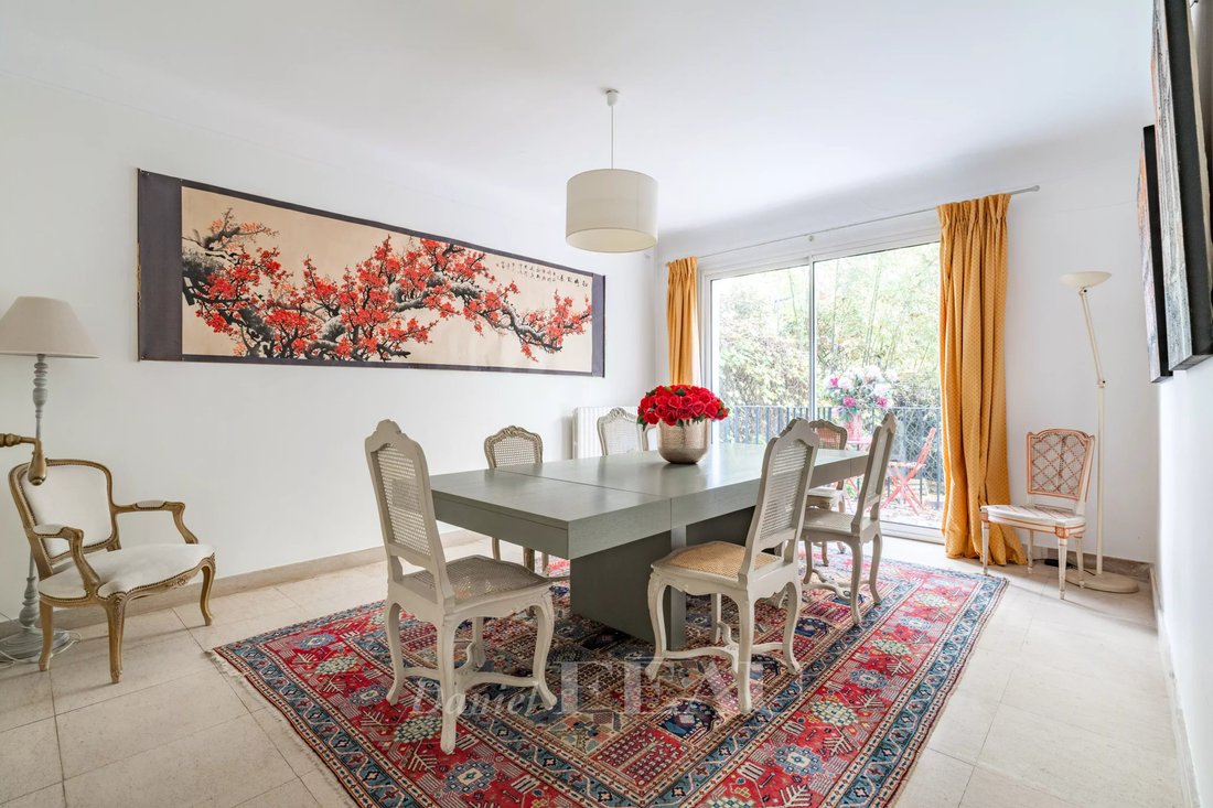 House in Saint James-Delabordère, Neuilly-sur-Seine, France 5 - 15689080