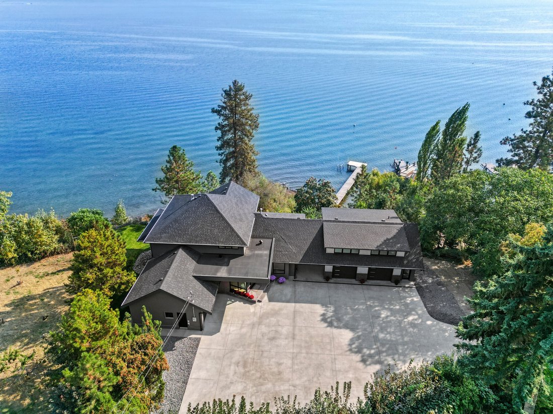 House in West Kelowna, British Columbia, Canada 3 - 16658791