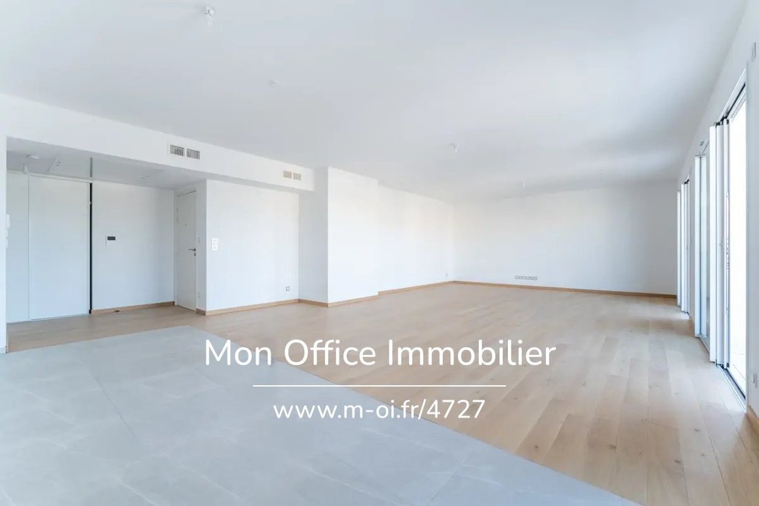 Apartment in Saint Giniez, 8e Arrondissement, Marseille 4 - 16657832