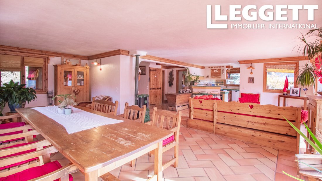 Chalet in Bozel, Auvergne-Rhône-Alpes, France 4 - 16658020