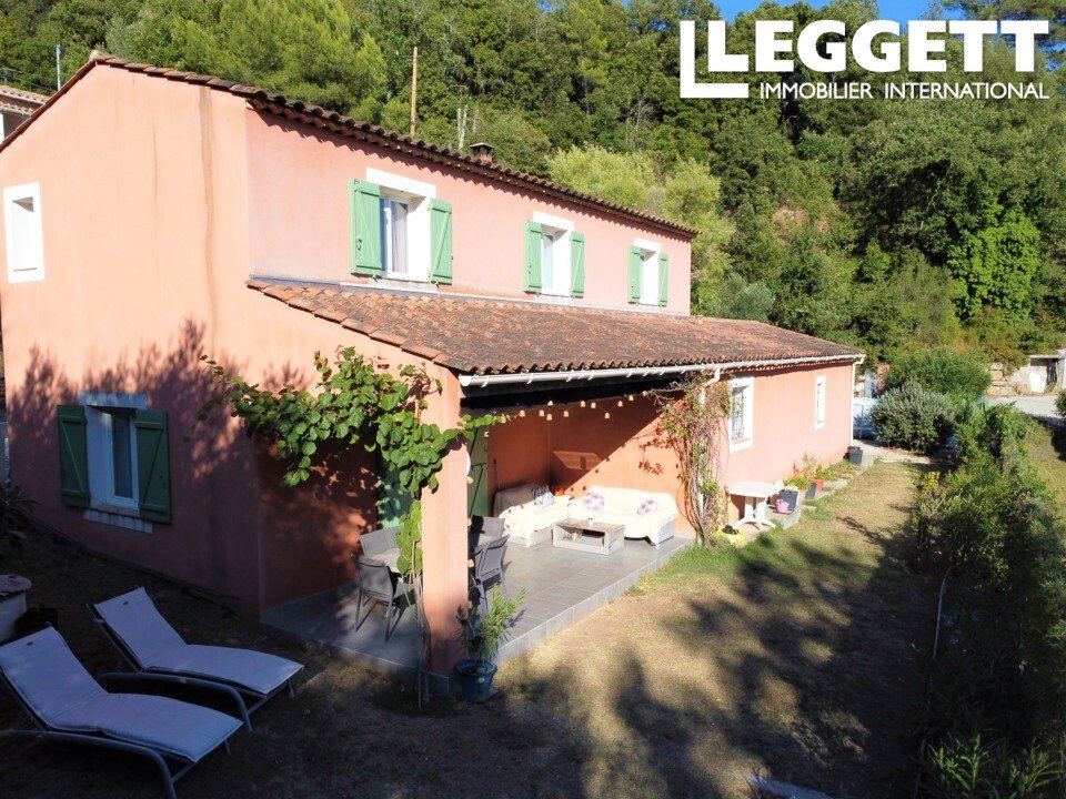 Villa in Bagnols-en-Forêt, Provence-Alpes-Côte d'Azur, France 1 - 16166895