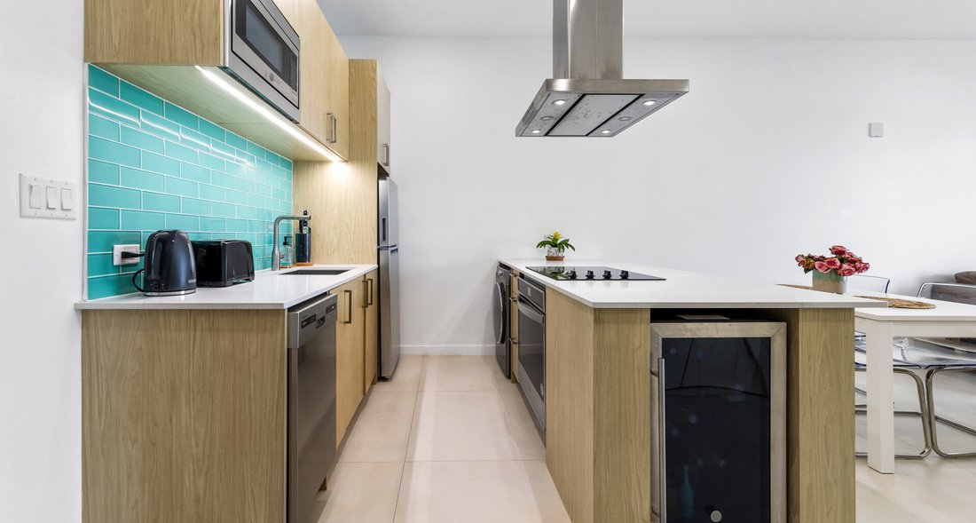 Apartment in Grand Harbour, George Town, Cayman Islands 5 - 16656584