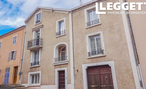 Castle for Sale in Brioude, Auvergne-Rhône-Alpes, France - 3