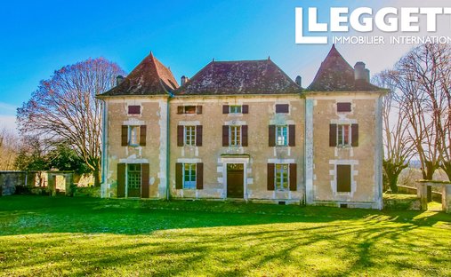 House in Varaignes, Nouvelle-Aquitaine, France 1