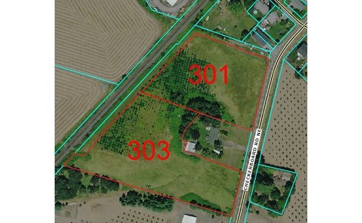 Land in Gervais, Oregon, United States 1