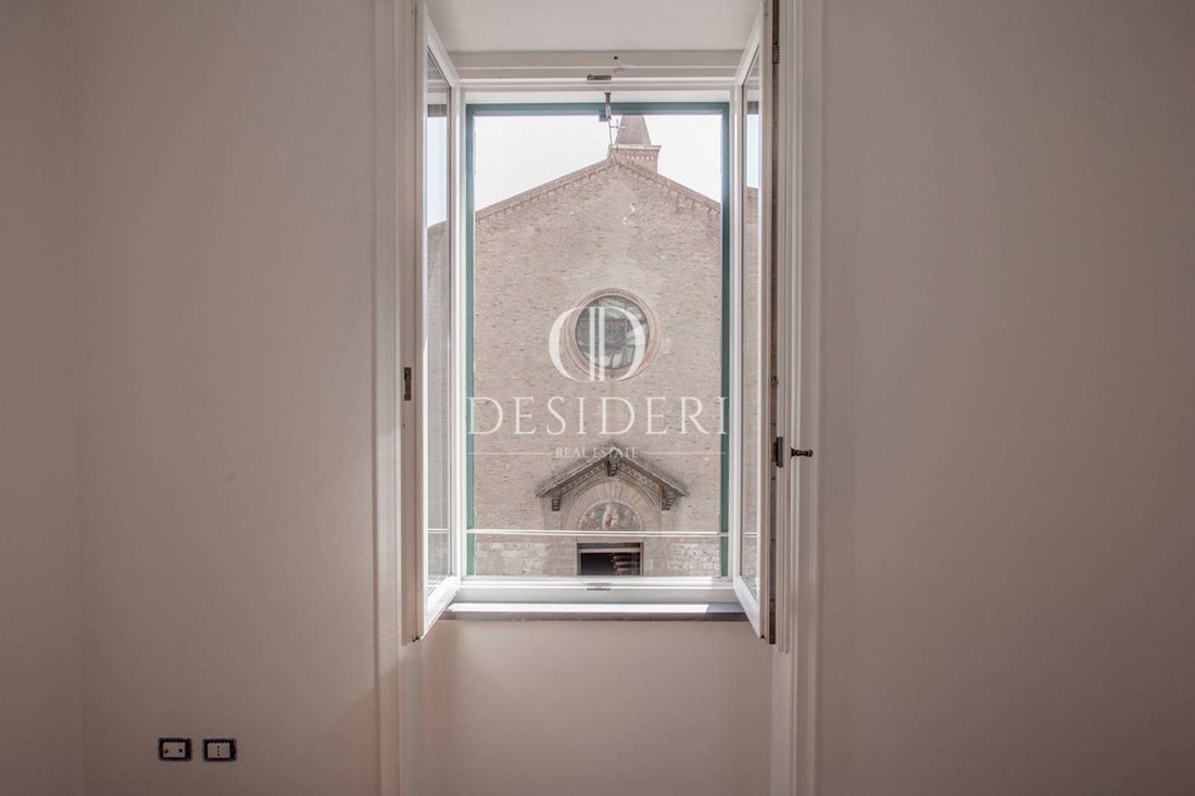 Penthouse in Center, Grosseto, Tuscany 3 - 16657604