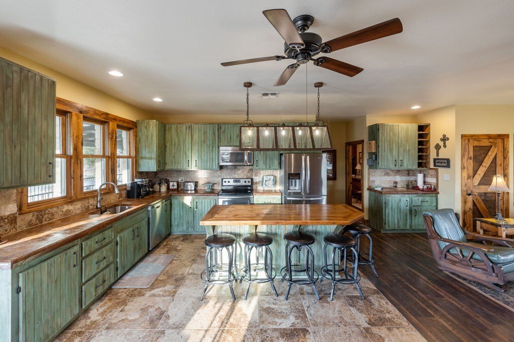 House in Center Point, Texas, United States 5 - 16657593