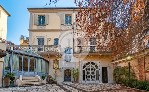 Villa in Center, Turin, Piedmont 1