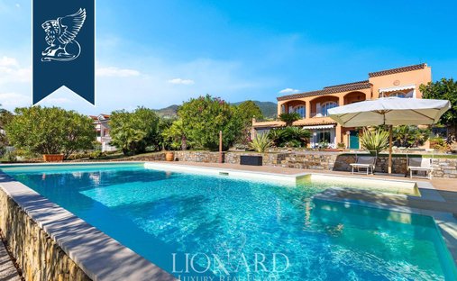 Villa in Sanremo, Liguria, Italy 1