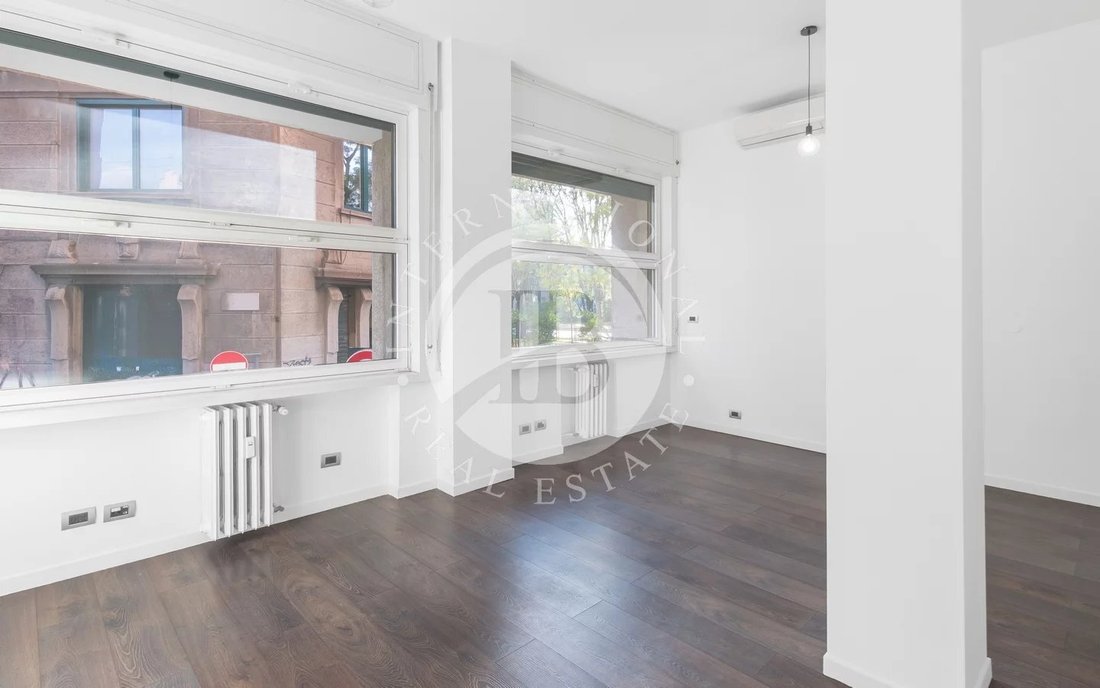Apartment in Historic Center, Milan, Lombardy 4 - 16656274