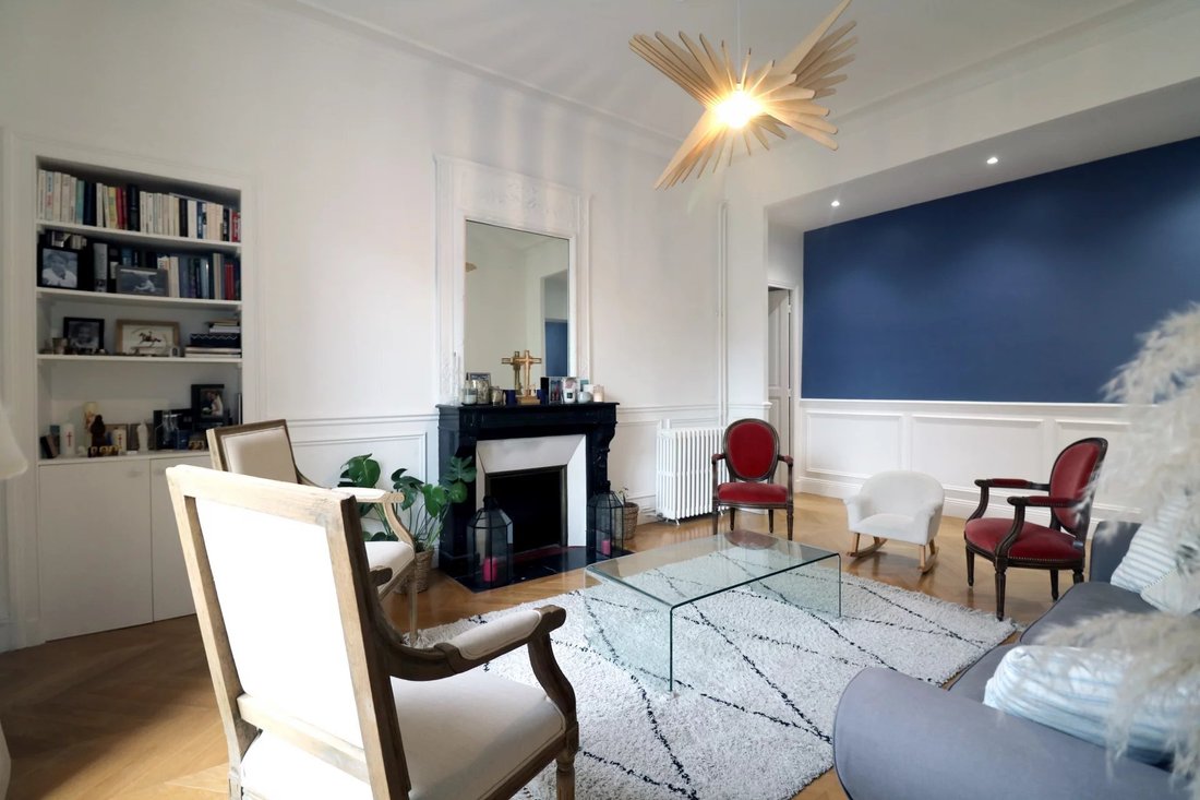 Apartment in Notre Dame, Versailles, France 2 - 16656238