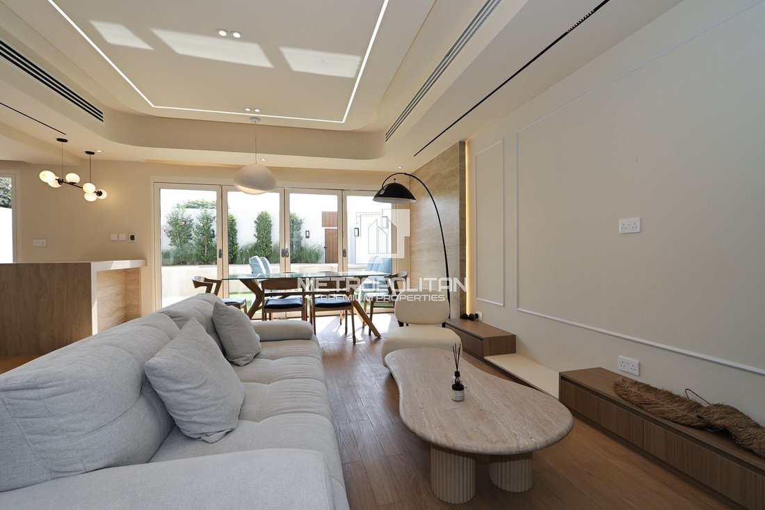 Villa in The Springs, Dubai, United Arab Emirates 2 - 16656971