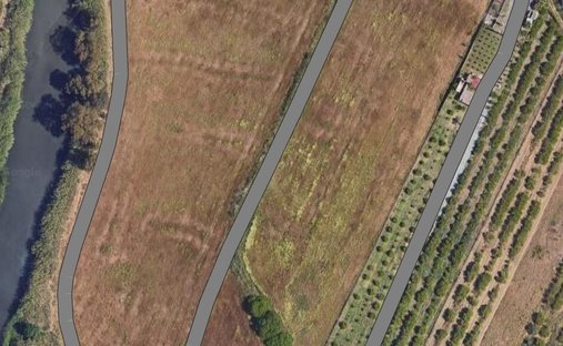 Land in Campanillas, Malaga, Spanien 1
