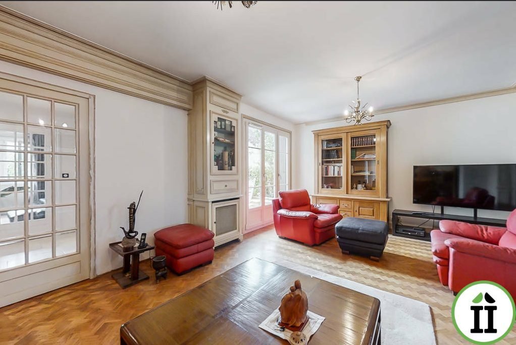House in Quincy-sous-Senart, Ile-de-France, France 3 - 16659259