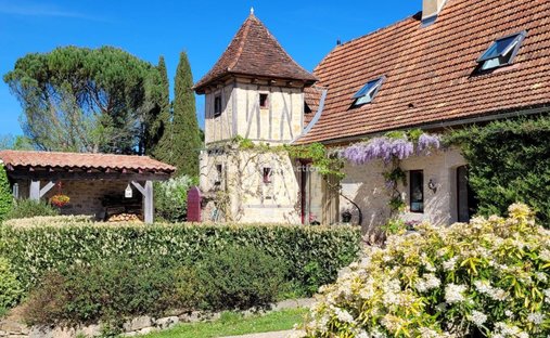 House in Lacapelle-Marival, Occitania, France 1