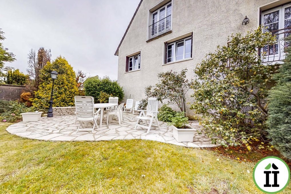 House in Quincy-sous-Senart, Ile-de-France, France 4 - 16659259