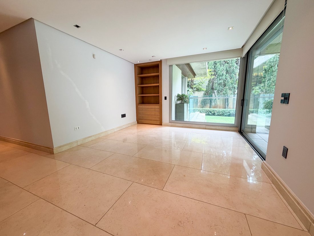 Apartment in Montevideo, Departamento de Montevideo, Uruguay 5 - 16659145