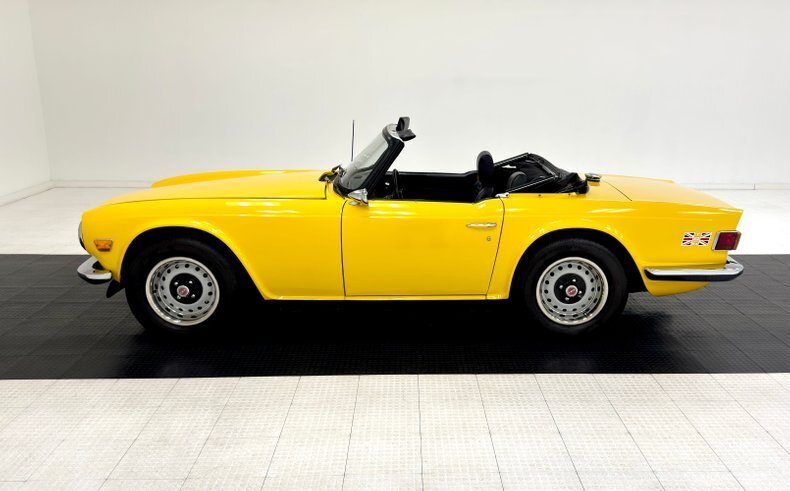 Cabriolet in Morgantown, United States 4 - 16659843