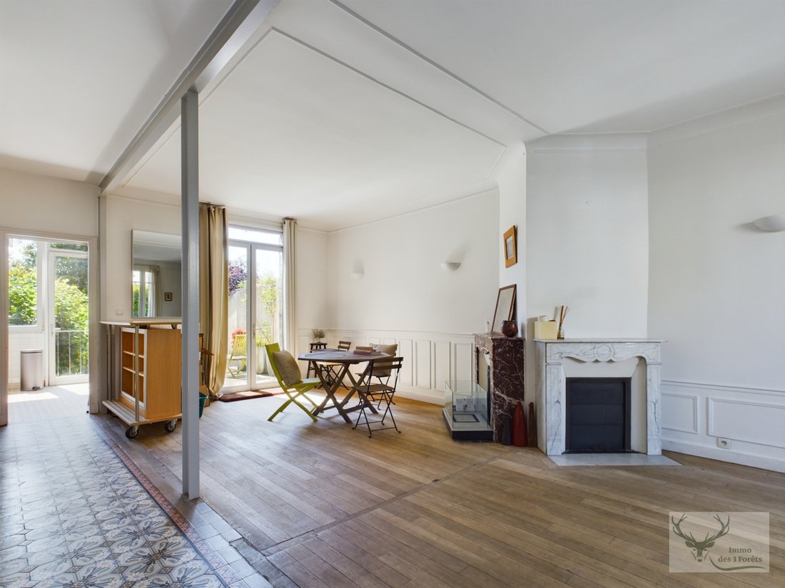 House in Senlis, Hauts-de-France, France 2 - 16333769