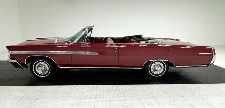 Cabriolet in Morgantown, United States 4 - 16659825