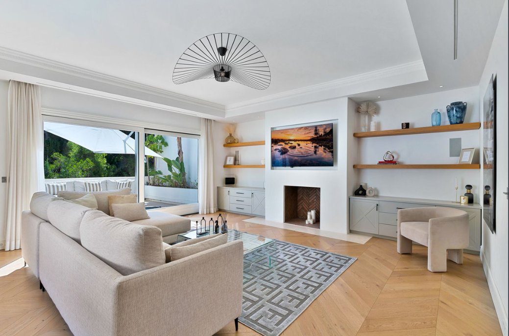 Villa in Rio Real, Marbella, Andalusia 2 - 16659910