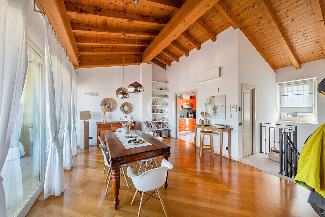 Apartment in Desenzano Centro, Desenzano del Garda, Lombardy 2 - 16659693