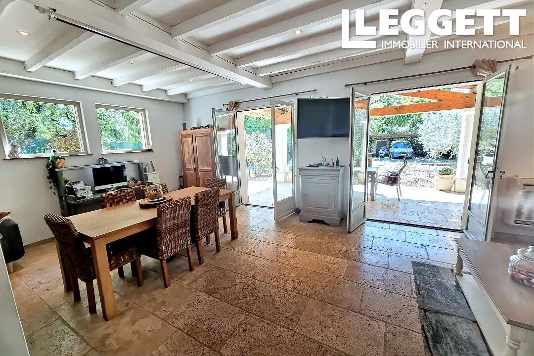 Villa in Roussillon, Provence-Alpes-Côte d'Azur, France 4 - 15586198
