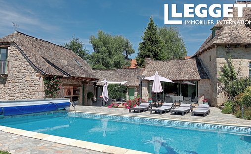 House in Saint-Privat, Nouvelle-Aquitaine, France 1