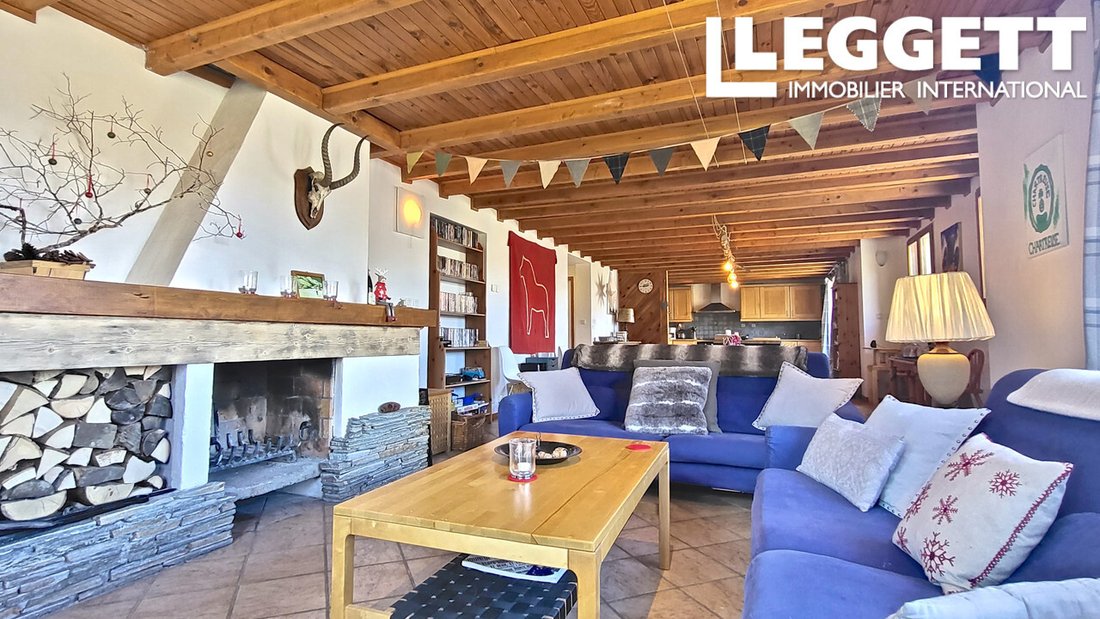 Villa in Auris, Auvergne-Rhône-Alpes, France 1 - 14330141