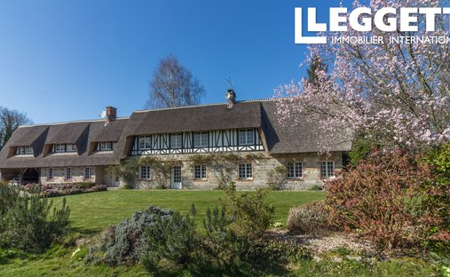 Castle for Sale in Saint-Valery-en-Caux, Normandy, France