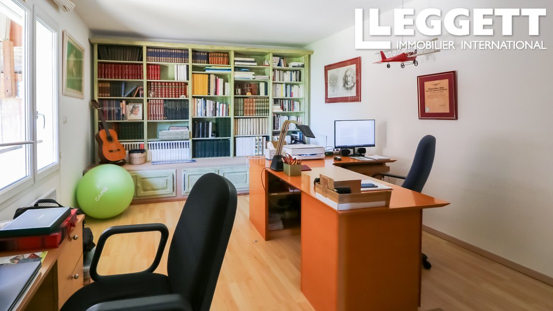 Villa in Centre Ville, Aigues-Mortes, France 4 - 15856838