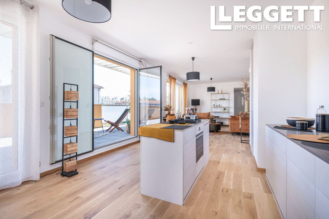 Apartment in Tassin le Bourg, Tassin-la-Demi-Lune, France 3 - 16558328