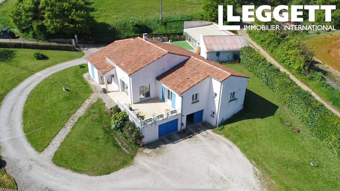House in Ruffec, Nouvelle-Aquitaine, France 4 - 15826670