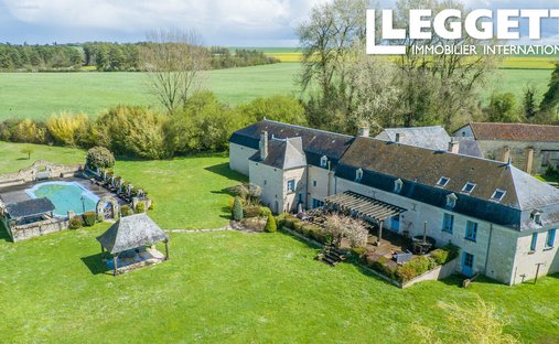 House in Maulay, Nouvelle-Aquitaine, France 1