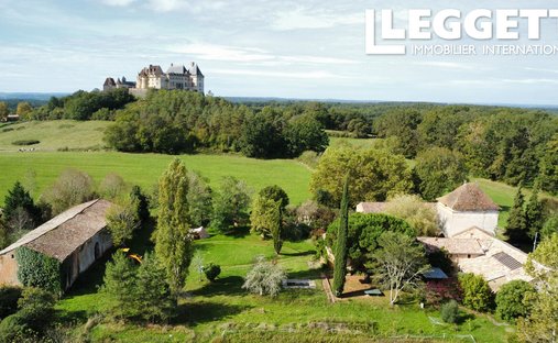 Castle in Biron, Nouvelle-Aquitaine, France 1