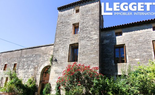 House in Centre Ville, Fabrègues, France 1