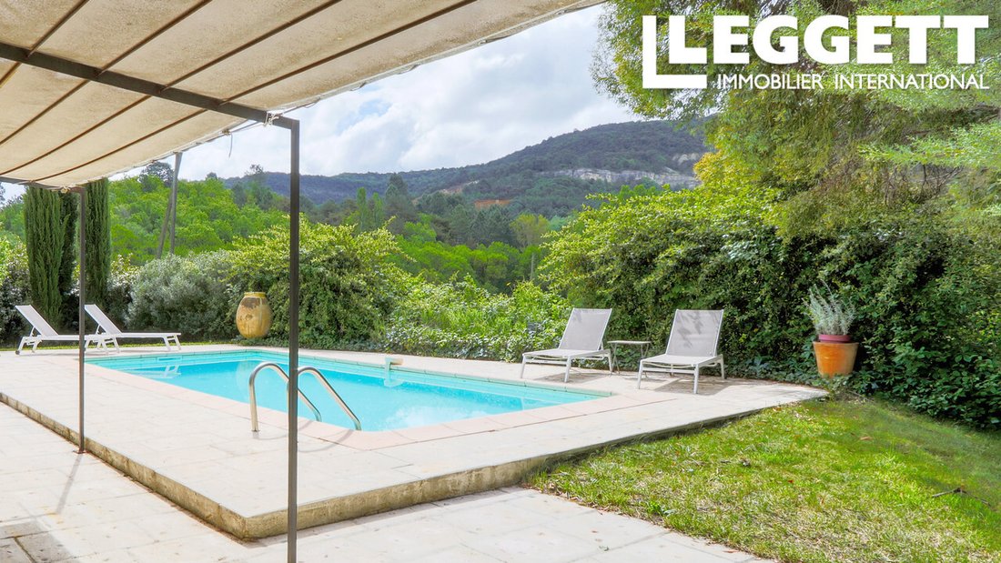 Chalet in Rustrel, Provence-Alpes-Côte d'Azur, France 3 - 15765998