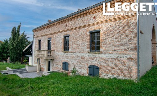 House in Lagardelle-sur-Leze, Occitania, France 1
