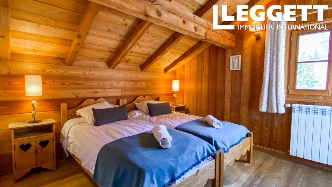 Chalet in Mont-de-Lans, Les Deux Alpes, France 5 - 11802142