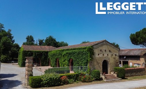 Castle for Sale in Caraman, Occitanie, France