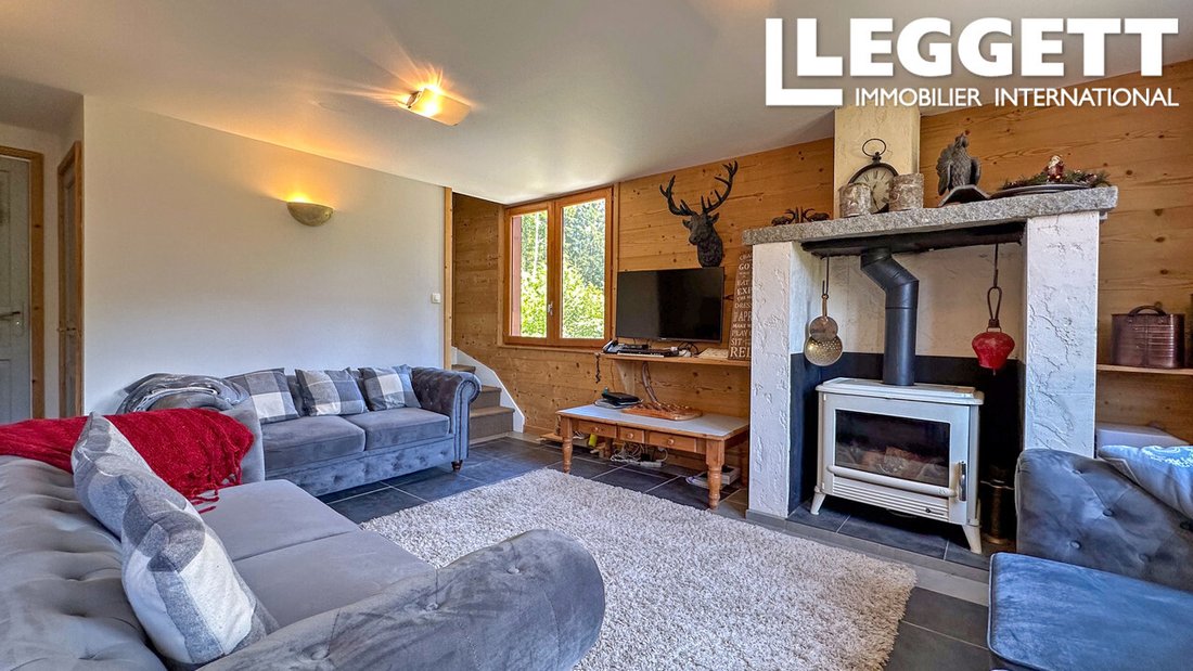 Chalet in Verchaix, Auvergne-Rhône-Alpes, France 2 - 14459225