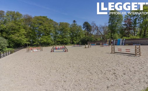 Castle for Sale in Saint-Valery-en-Caux, Normandy, France