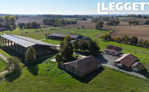 House in Mazieres-Naresse, Nouvelle-Aquitaine, France 1