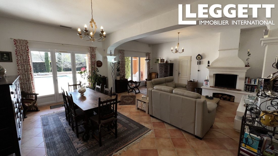 Villa in Cotignac, Provence-Alpes-Côte d'Azur, France 4 - 15492067